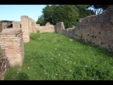 07616 ostia - regio i - insula xiii - molino (i,xiii,4) - raum 10 - ri osten.jpg